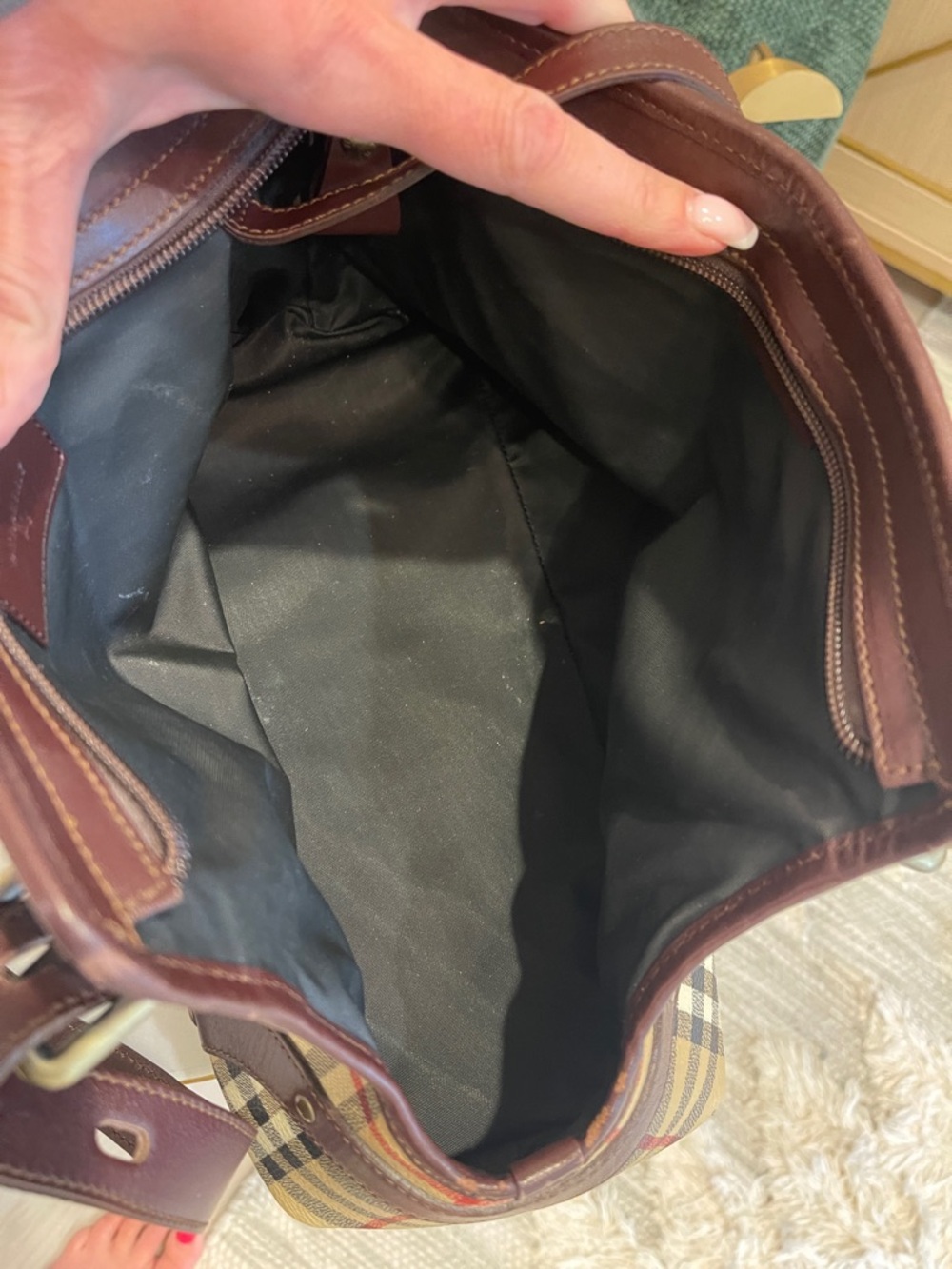 Authentic Burberry Haymarket Check Small Pet Carrier - Picture 7 of 11